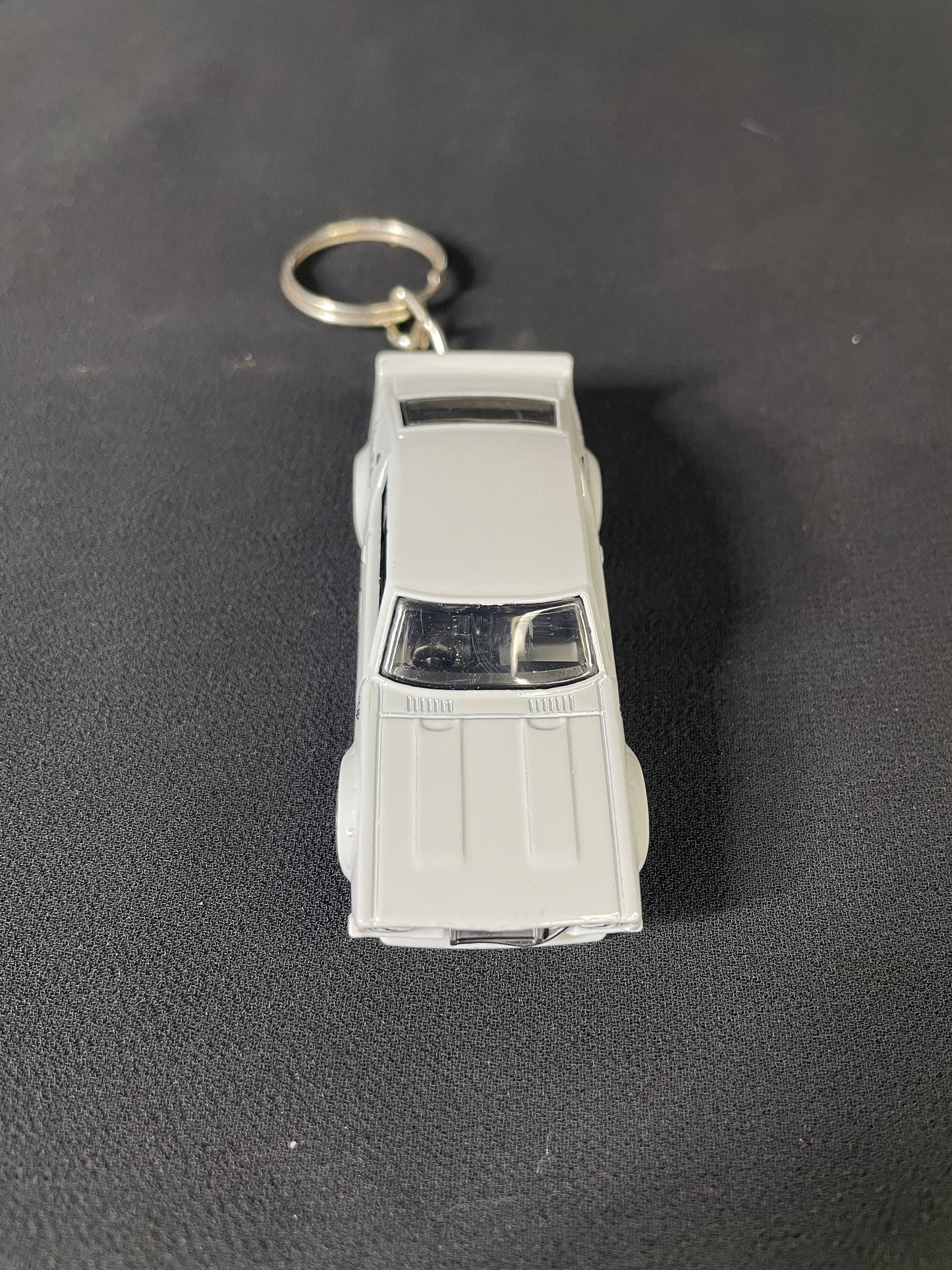 Nissan Skyline 2000GT-R LBWK | Hotwheels Keychain