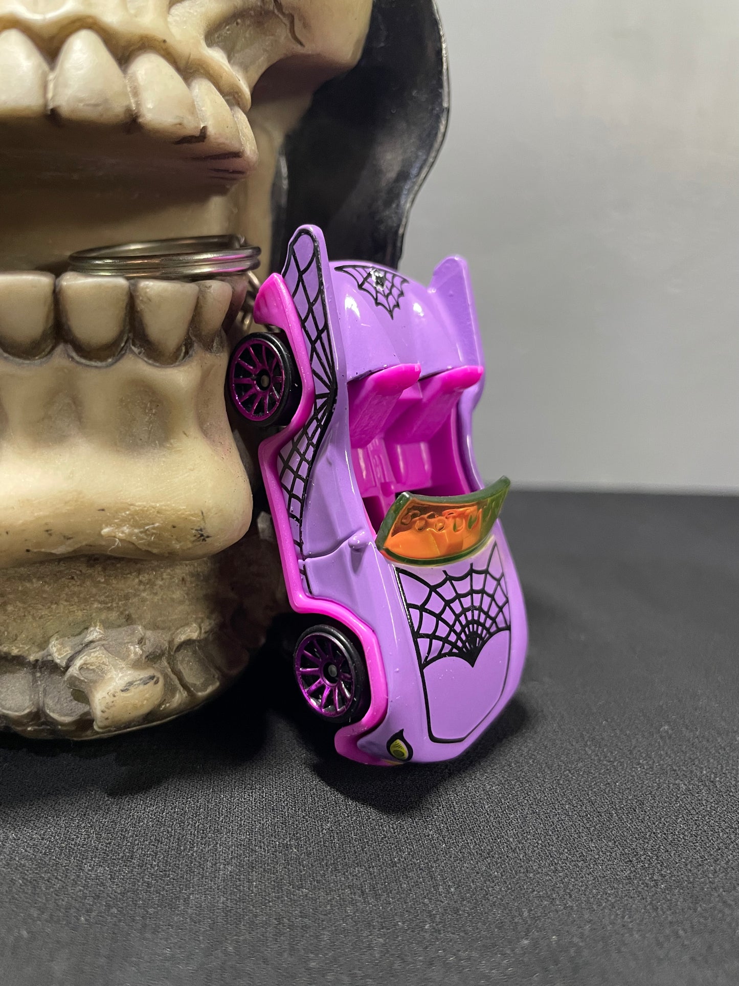Monster High Ghoul Mobile | Hotwheels Keychain
