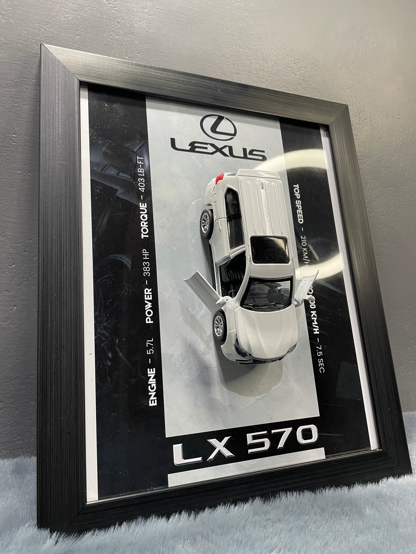 Lexus LX570 | Kinsmart Licensed Model - Car Scale 1:36 | 3D Diecast Frame | Cars Wall Art
