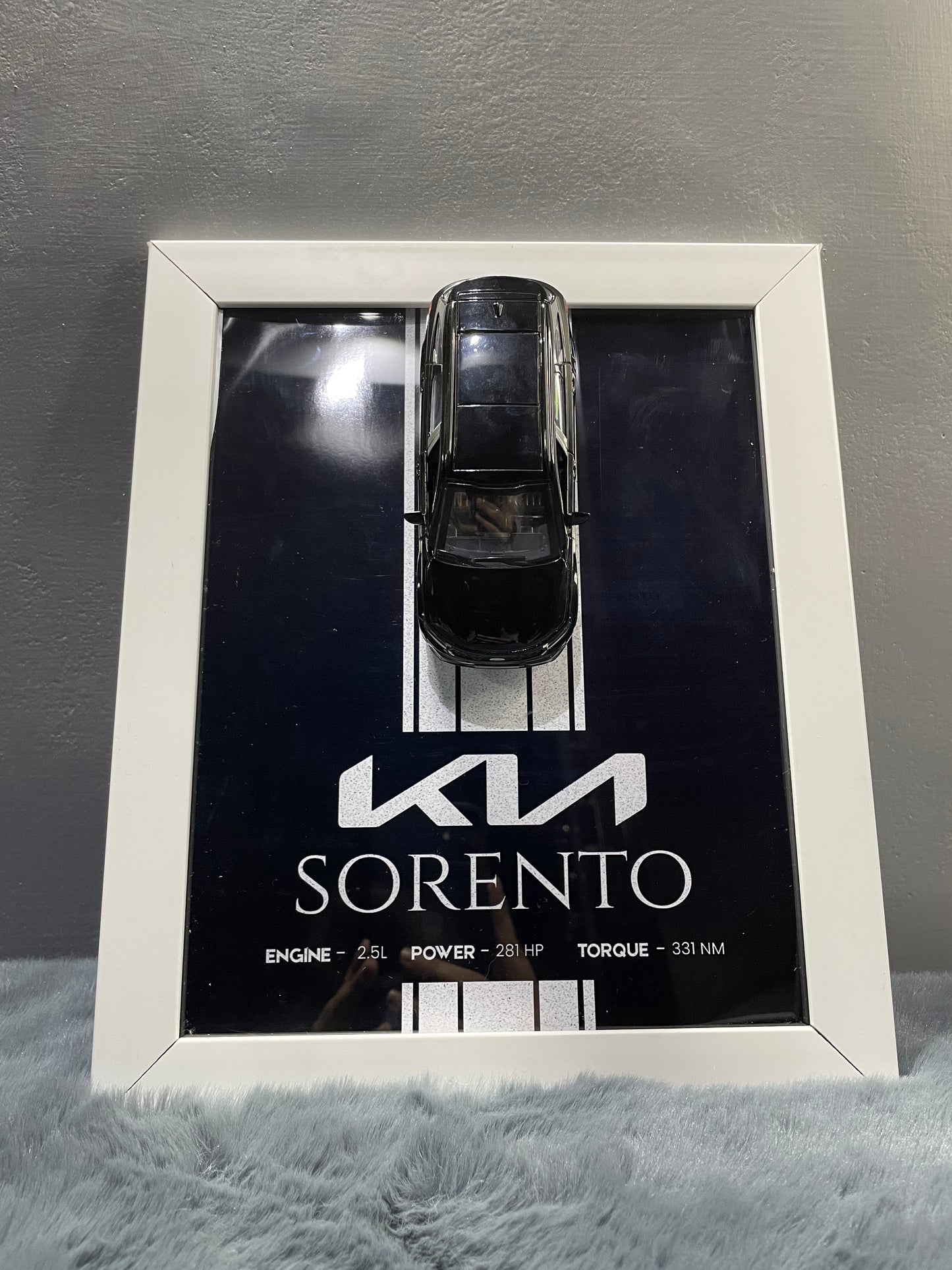 Kia Sorento | Kinsmart Licensed Model - Car Scale 1:36 | 3D Diecast Frame | Cars Wall Art