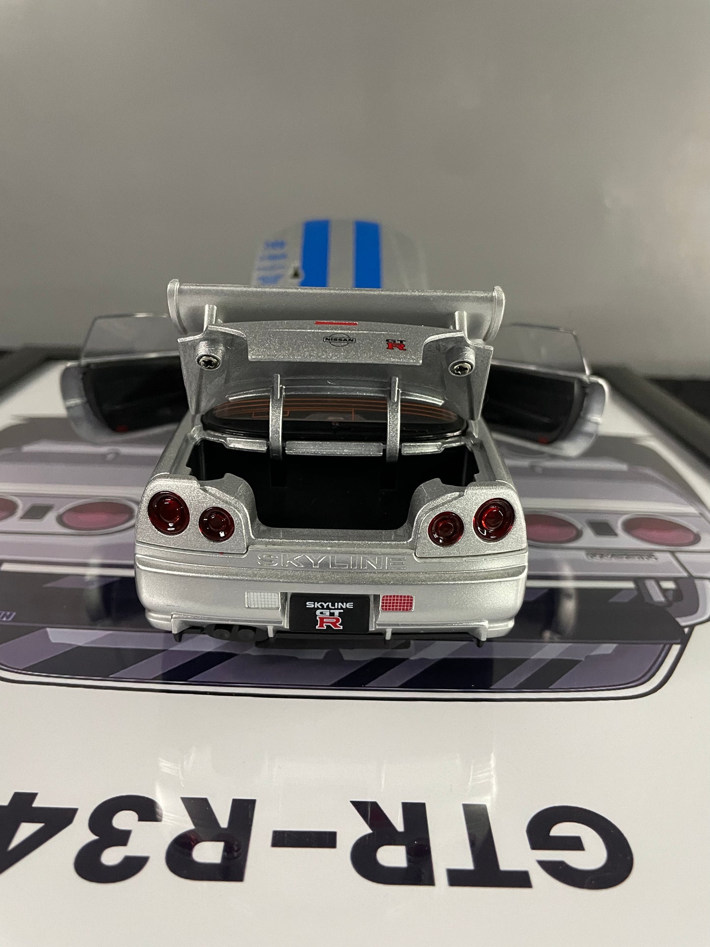 Nissan Skyline GT-R R34 | Car Scale 1:24 | 3D Diecast Frame | Cars Wall Art