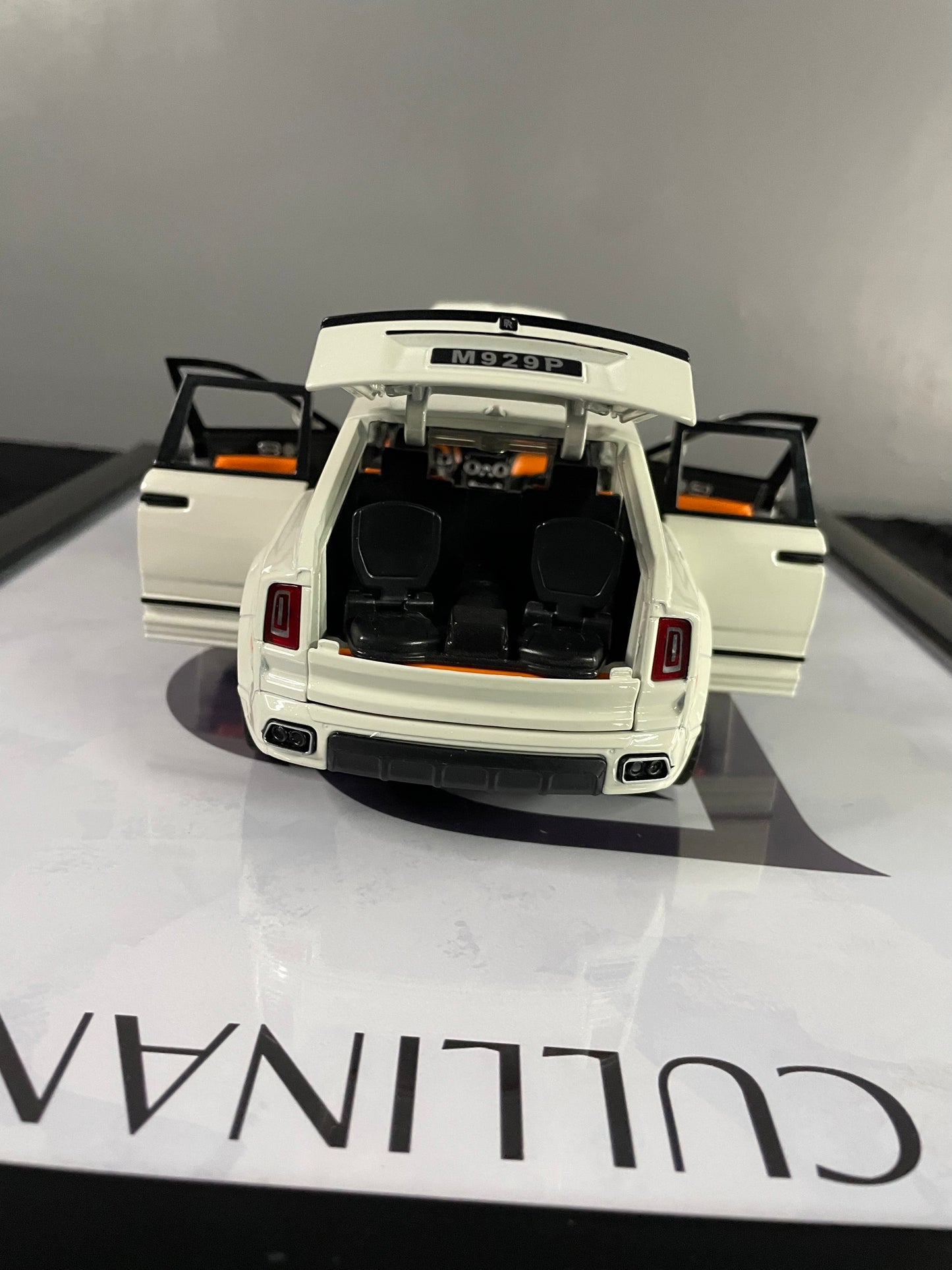 Rolls-Royce Cullinan | Car Scale 1:18 | 3D Diecast Frame | Cars Wall Art