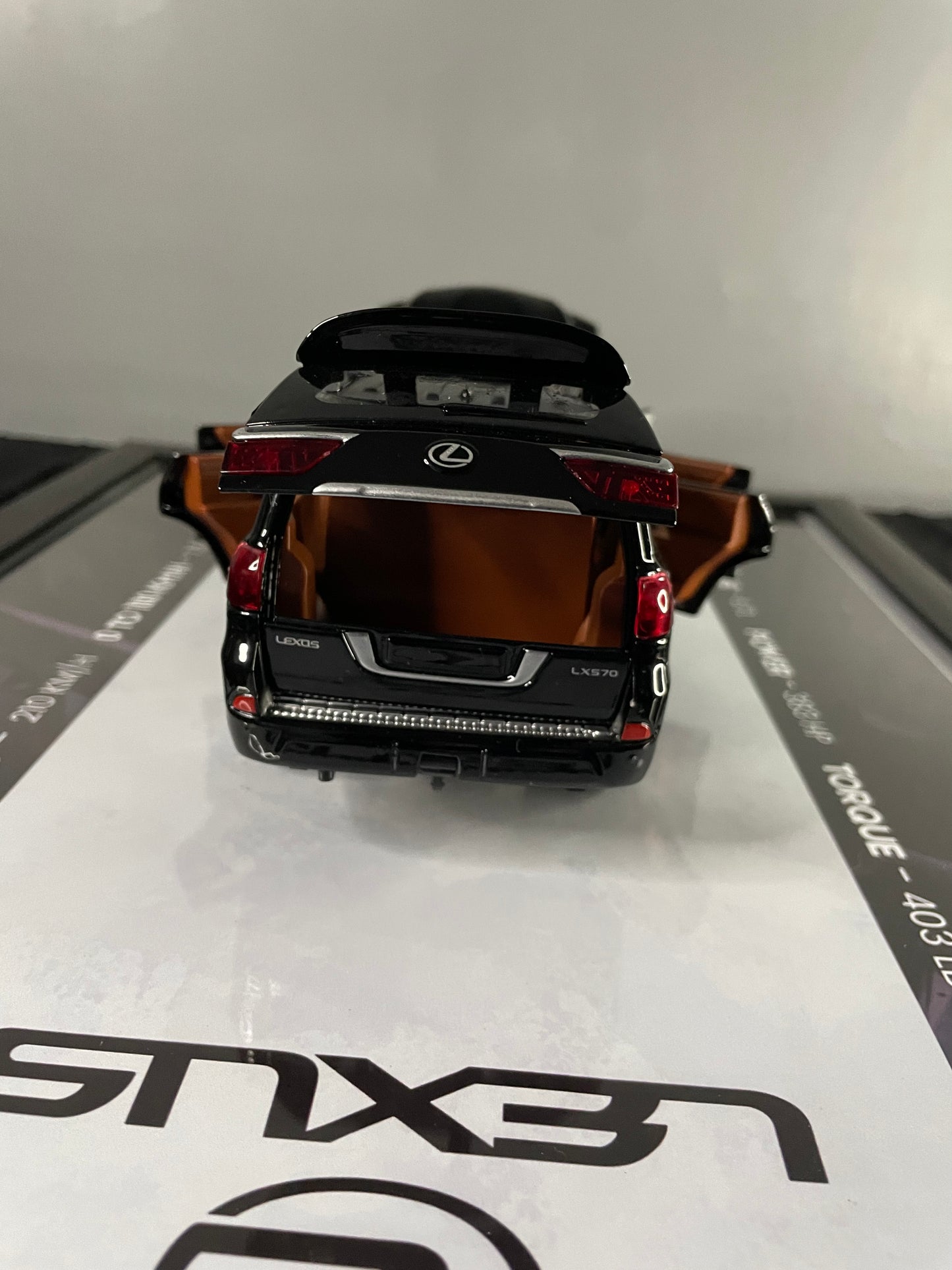 Lexus LX 570 | Car Scale 1:24 | 3D Diecast Frame | Cars Wall Art