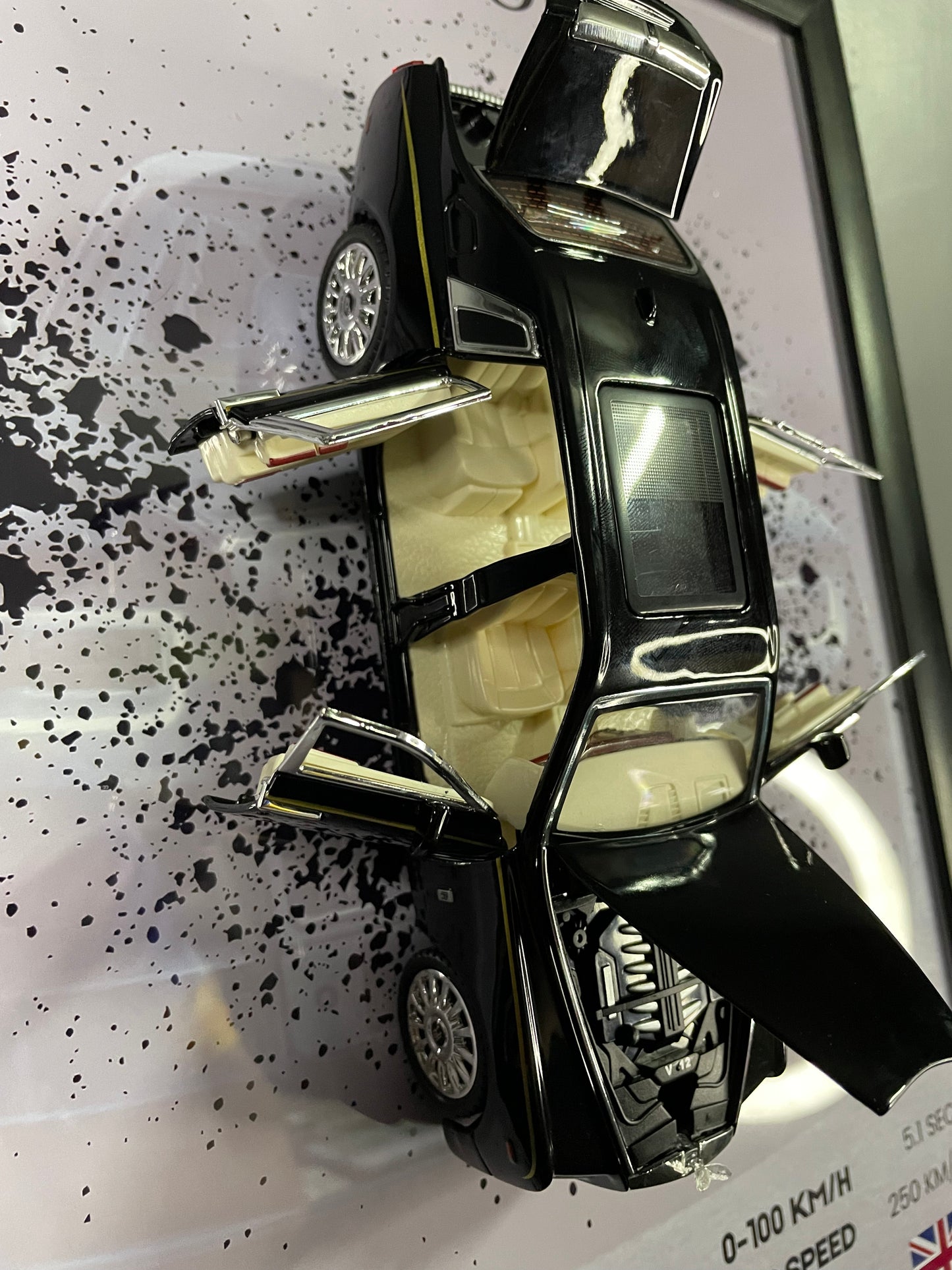 Rolls-Royce Phantom | Car Scale 1:24 | 3D Diecast Frame | Cars Wall Art