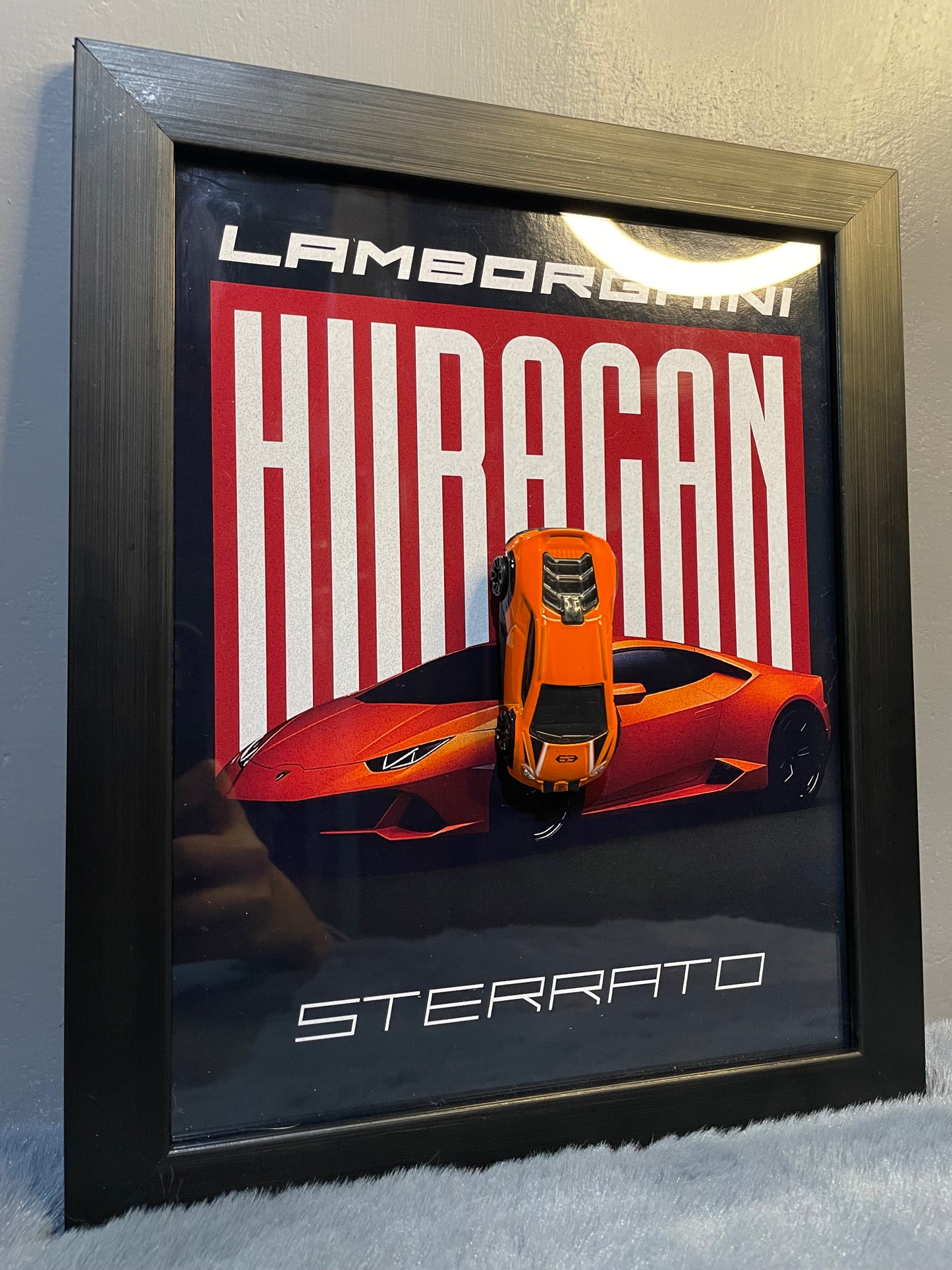 Lamborghini Huracán | Hotwheels Frame | Car Scale - 1:64 | Cars Wall Art