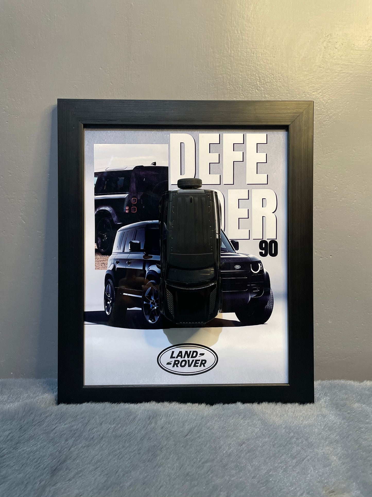 Range Rover Defender | Car Scale 1:36 | Kinsmart Licensed Model |3D Diecast Frame | Cars Wall Art