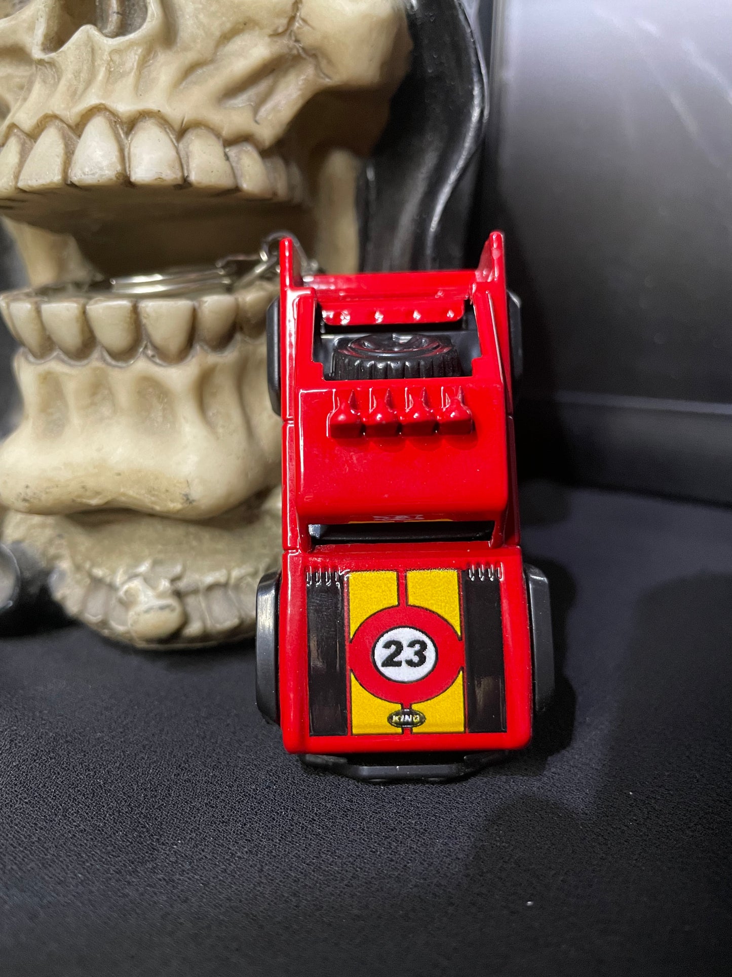 Pull-Back Speeder | Keychain