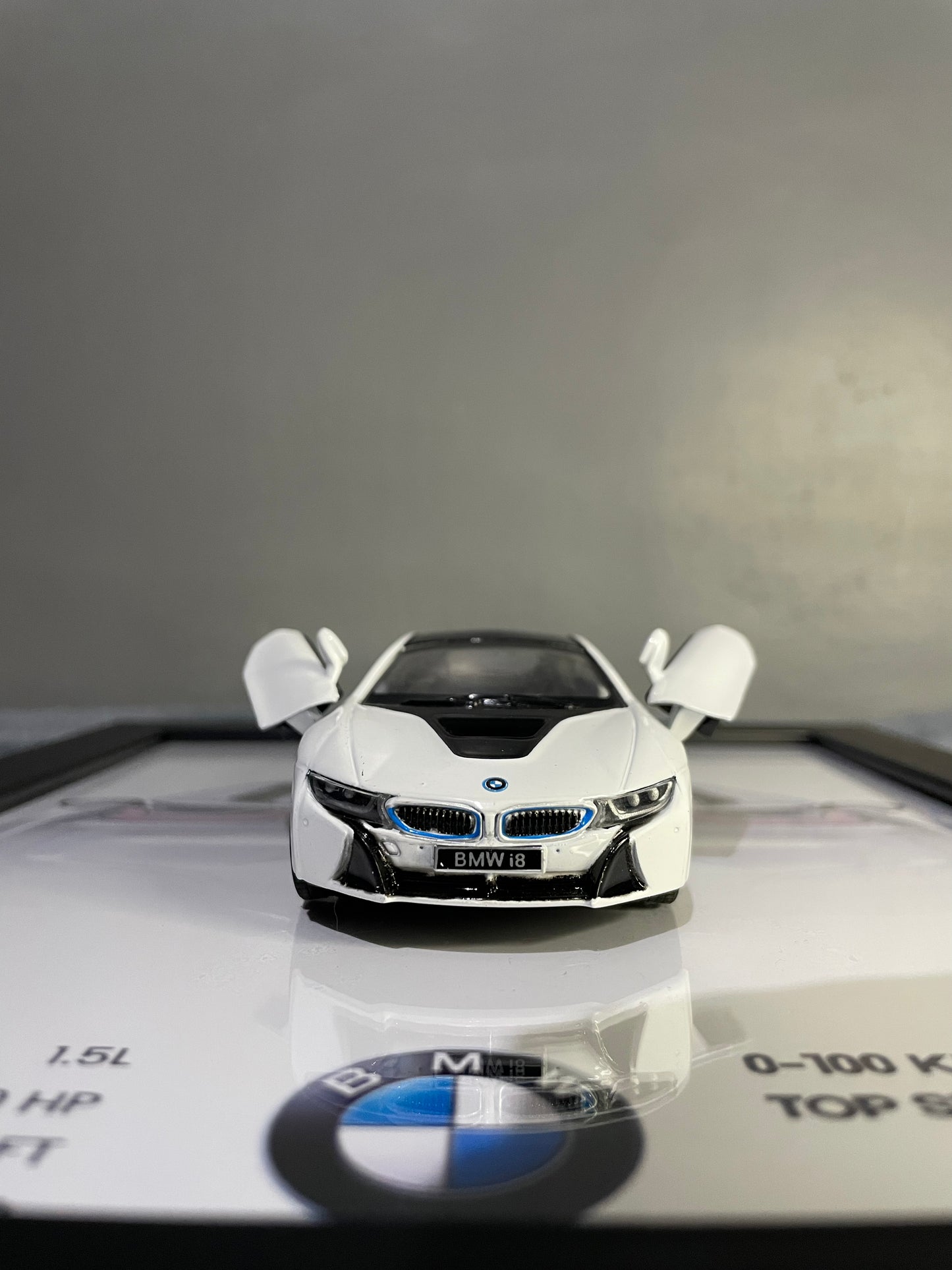 BMW i8 | Kinsmart Licensed Model - Car Scale 1:36 | 3D Diecast Frame | Cars Wall Art