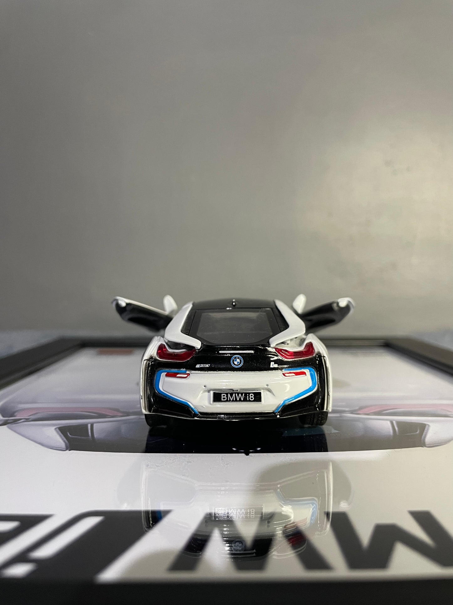 BMW i8 | Kinsmart Licensed Model - Car Scale 1:36 | 3D Diecast Frame | Cars Wall Art